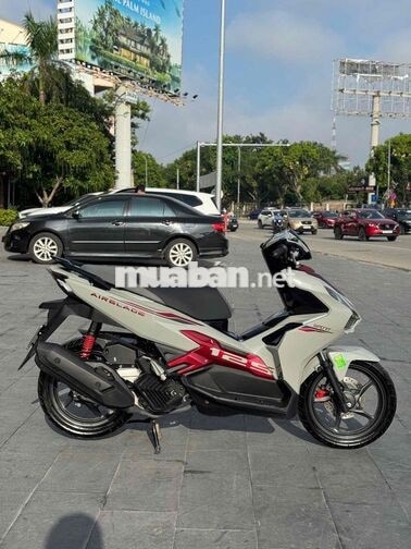 Honda Air Blade 125 Xám đỏ