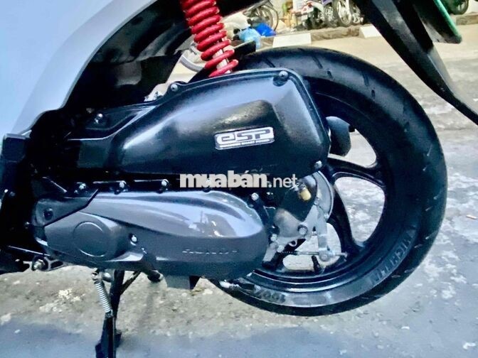🌻HONDA  VISION ĐK 2020  xe zin khoá MasKey trắng B