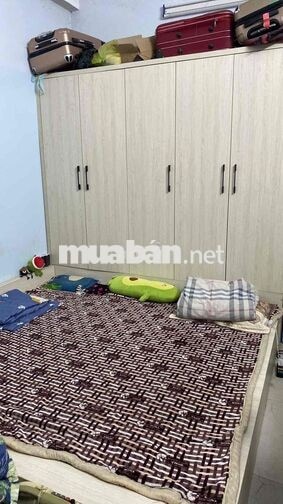 tìm 1 bạn nữ ở ghép (phòng đã có 2 ng)