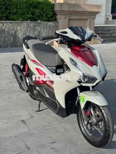 Honda Air Blade 125 Xám đỏ