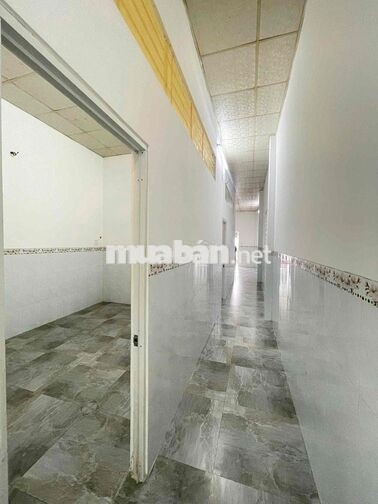 Nhà có sân trước sau 4x26 hẻm 359 Nguyễn Văn Cừ