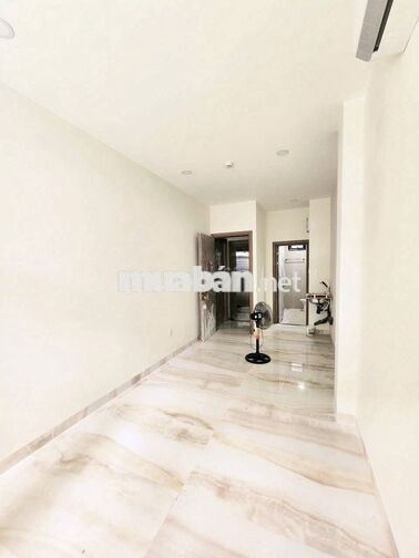 Cho thuê phòng chỉ 1km ĐH Bách Khoa, nhà mới XD, WC & lối đi riêng