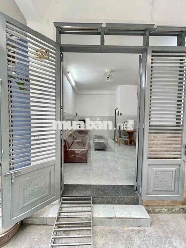 Nhà nguyên căn 2 phòng ngủ 1 trệt 1 lầu hẻm xe hơi| An Bình quận 5