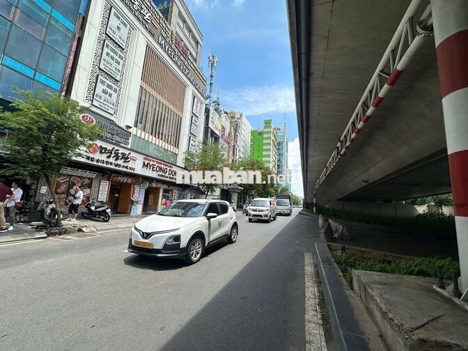 Hàng hiếm MT Tôn Đức Thắng, Q1! 400m² sử dụng, giá chỉ 100TR !!!