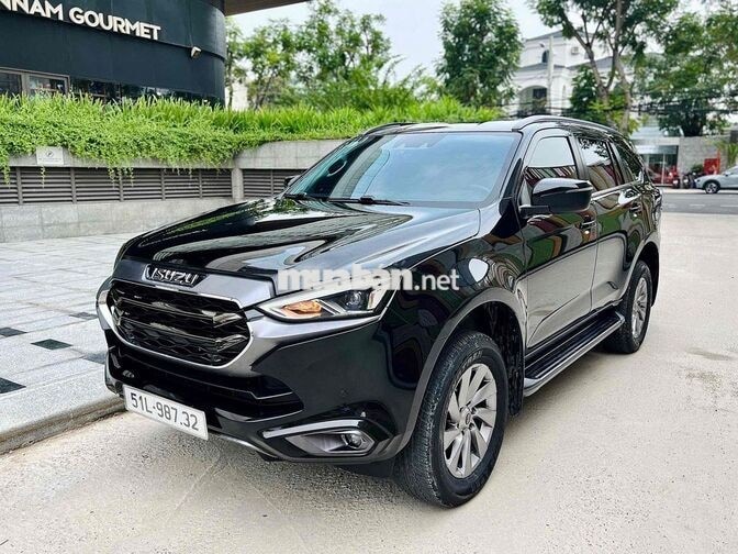 Siêu lướt Isuzu mu-X 2023 Premium 1.9 AT 4x4 Đen