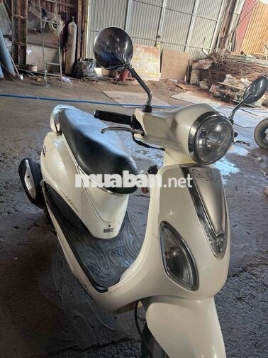 SYM Attila Venus 125 màu Trắng