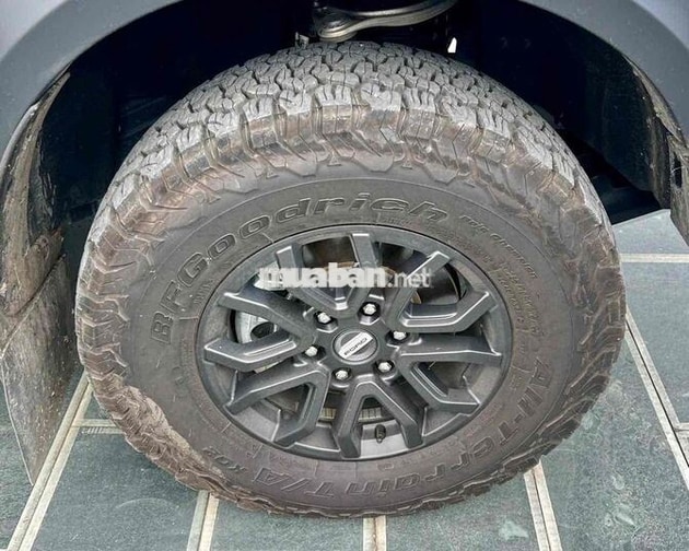 Ford Ranger Raptor 2025 13.000 km Xám