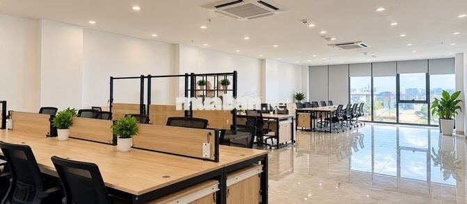 VĂN PHÒNG 160M² – TÒA NHÀ MỚI – ĐIỀU HÒA ÂM TRẦN – FREE SETUP 20 NGÀY