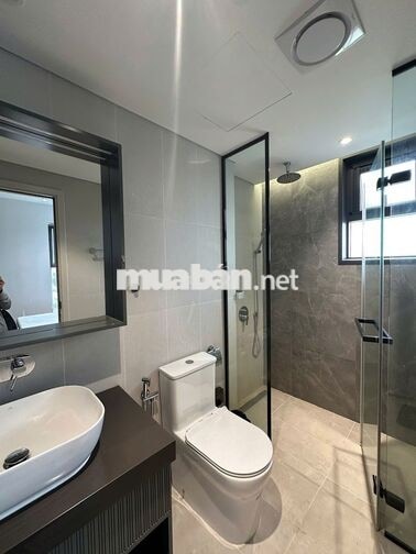 CHO THUÊ CARDINAL COURT - NHÀ SANG - XỊN - 76M 2- 28 TRIỆU/ THÁNG