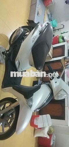 Piaggio Liberty màu Trắng