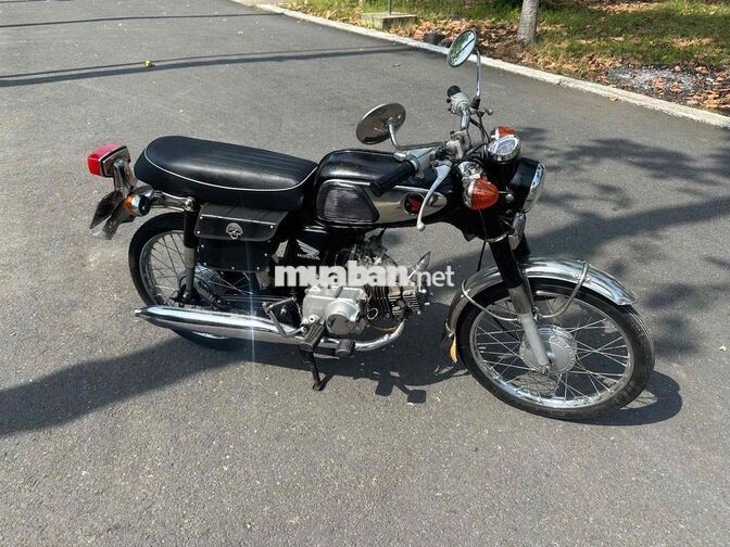 Honda SS50 màu Đen