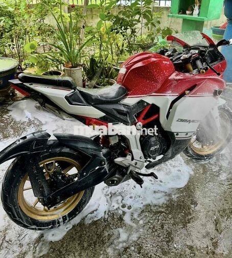 GPX Demon 150GR 150cc màu đỏ trắng