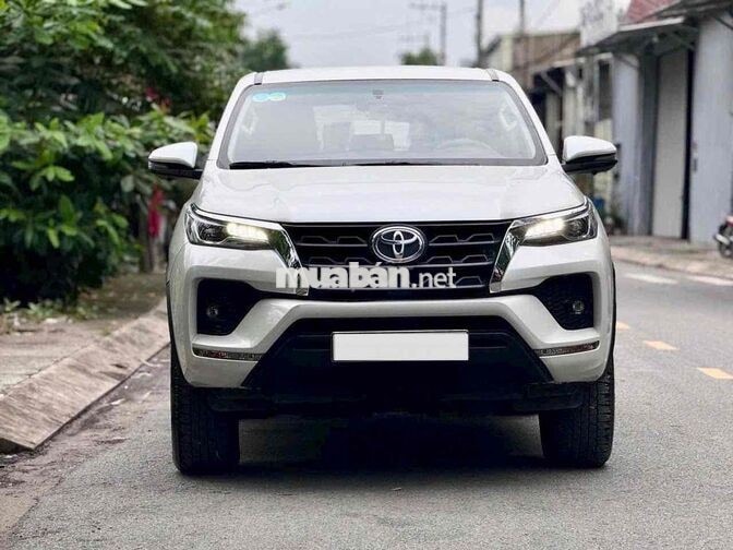 Toyota Fortuner 2021 Số tự động máy dầu