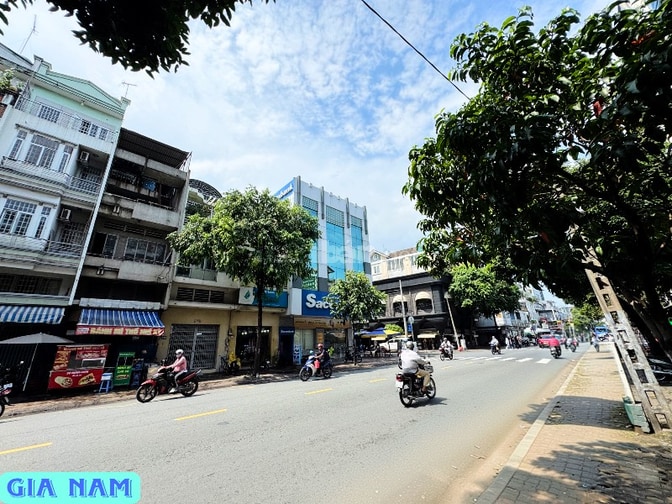 BÁN NHÀ GÓC 2 MẶT TIỀN : 319 LÃNH BINH THĂNG & ĐƯỜNG SỐ 9 - P. 8 -Q.11