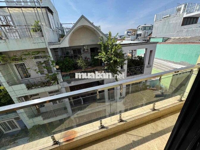 Cho thuê căn studio ban công máy giặt riêng full nt ở Thành Thái q10