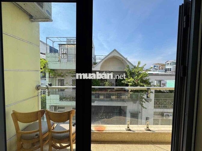 Cho thuê căn studio ban công máy giặt riêng full nt ở Thành Thái q10
