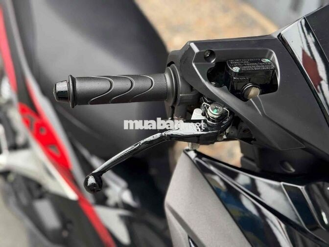 Honda Air Blade 2010 Nhập Thái Đen đỏ