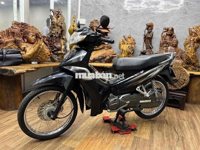 Honda Blade biển sg dàn áo liền lạc, máy móc êm