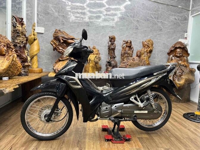 Honda Blade biển sg dàn áo liền lạc, máy móc êm