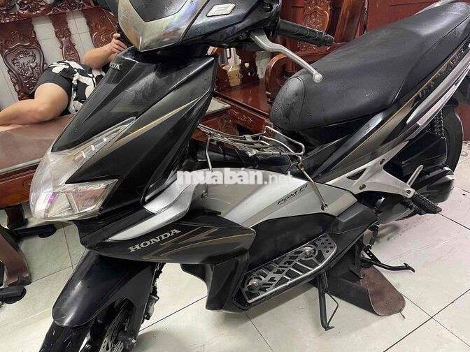 HONDA AIR BLADE 2011 ĐEN BẠC FI