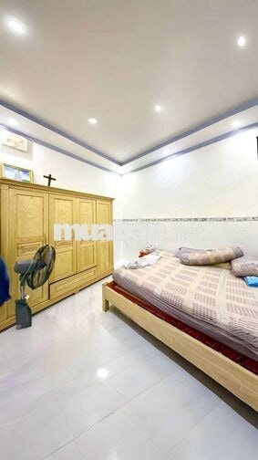 1TRỆT 1LẦU 1LỬNG, CHO THUÊ NHÀ MỚI, SẠCH, ĐẸP GẦN BIGC NGÃ 4 TÂN PHONG