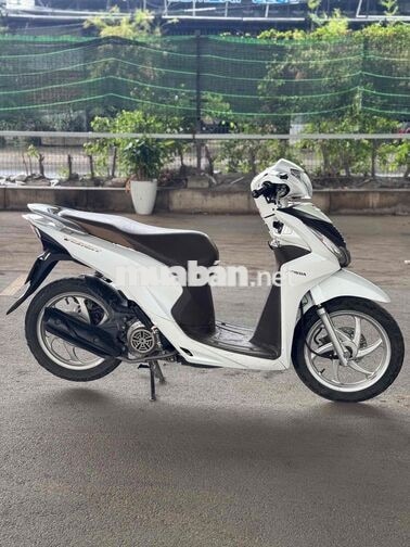 Honda Vision màu trắng