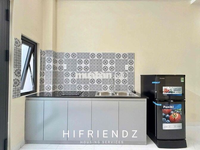 NHÀ MỚI STUDIO BAN CÔNG FULL NỘI THẤT, KHU E.TOWN, HOÀNG HOA THÁM