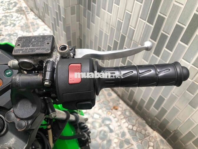 Kawasaki Z125 Xanh đen Indonesia