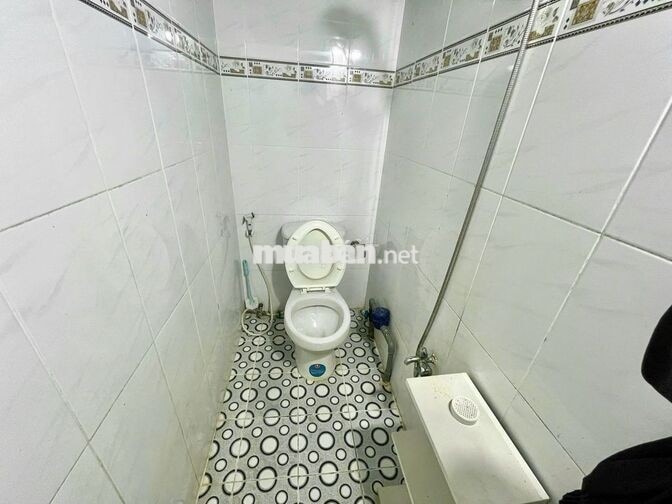 🔰PHÒNG TRỆT GÁC CAO 2M GIÁ SIU TỐT NGAY CHỢ THẠCH ĐÀ