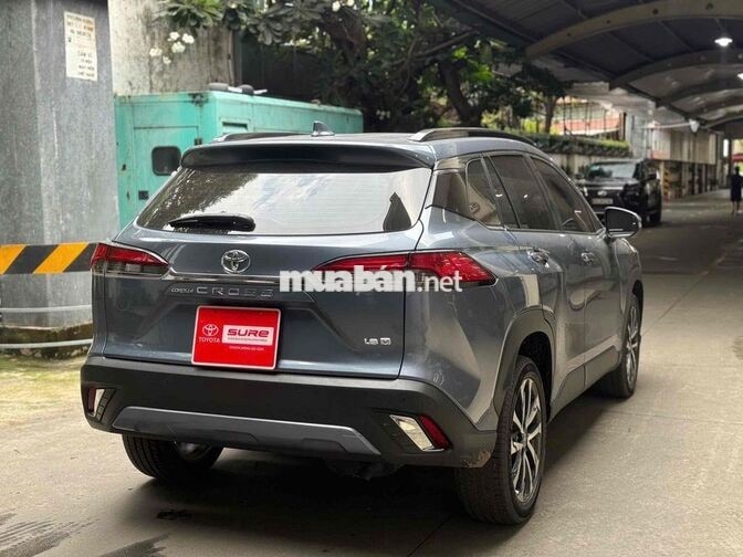 TOYOTA CROSS 1.8V 2022 - CÒN GIẢM GIÁ