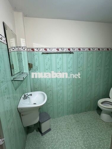 Cho thuê nhà  mới DT:4x10 giá 9tr/thg lầu ,HBP,TĐ