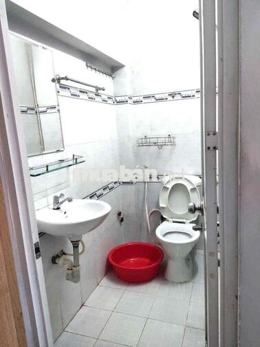 cho thuê phòng đầu tháng 11 chuyển vô