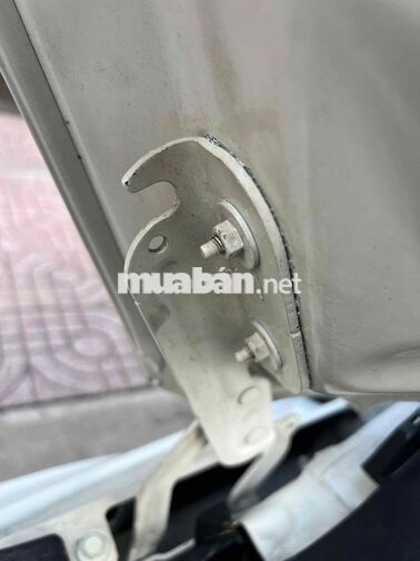 Ford Fiesta Sedan Tự động Trắng