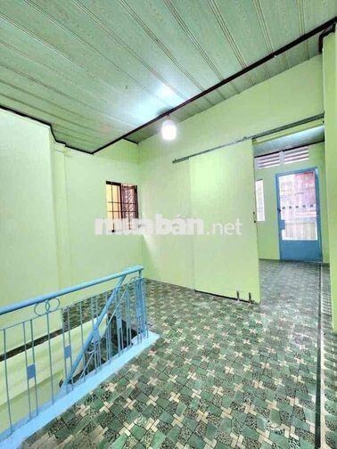 Cạnh MT Nguyễn Duy Dương Quận 10 - 26 m² 3 Tầng 2 PN - 11 Triệu