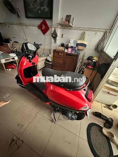 Piaggio Vespa 150 LX màu Đỏ phun xăng điện tử bstp