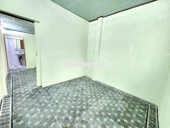 Cạnh MT Nguyễn Duy Dương Quận 10 - 26 m² 3 Tầng 2 PN - 11 Triệu