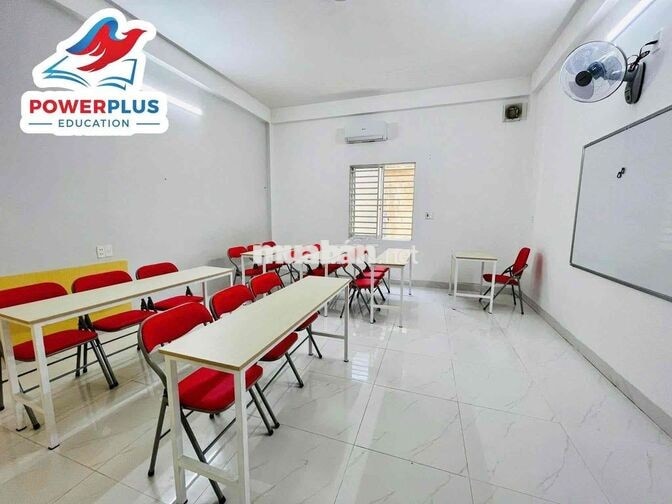 CHO THUÊ NHÀ 3 TẦNG ĐƯỜNG TỐ HỮU ĐÀ NẴNG