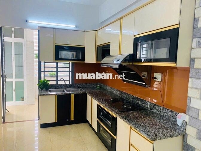 CHÍNH CHỦ CHO THUÊ CĂN HỘ NGUYỄN TRI PHƯƠNG (QUẬN 5)– 70M² 3PN , 8.5TR