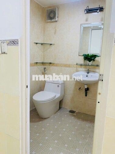 CHÍNH CHỦ CHO THUÊ CĂN HỘ NGUYỄN TRI PHƯƠNG (QUẬN 5)– 70M² 3PN , 8.5TR