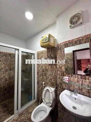 226  CHO THUÊ NHÀ MẶT TIỀN 3 TẦNG – ĐƯỜNG NGUYỄN HỮU CẢNH