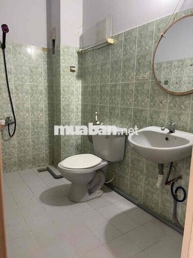 PHÓNG STUDIO CỬA SỔ LỚN, FULL NỘI THẤT NGAY CMT8