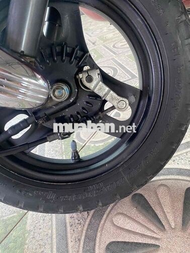 Honda Giorno 50cc màu đỏ