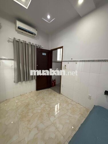 Phòng cửa sổ lớn full nội thất 25m2 Khánh Hội Quận 4