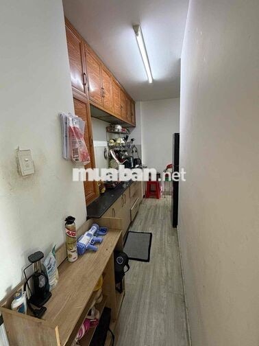 Cần bán gấp căn 56m2 có nội thất xịn chung cư Thanh Bình