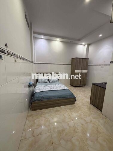 Phòng cửa sổ lớn full nội thất 25m2 Khánh Hội Quận 4