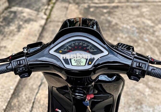 Piaggio Vespa Sprint 150 2021 Đen