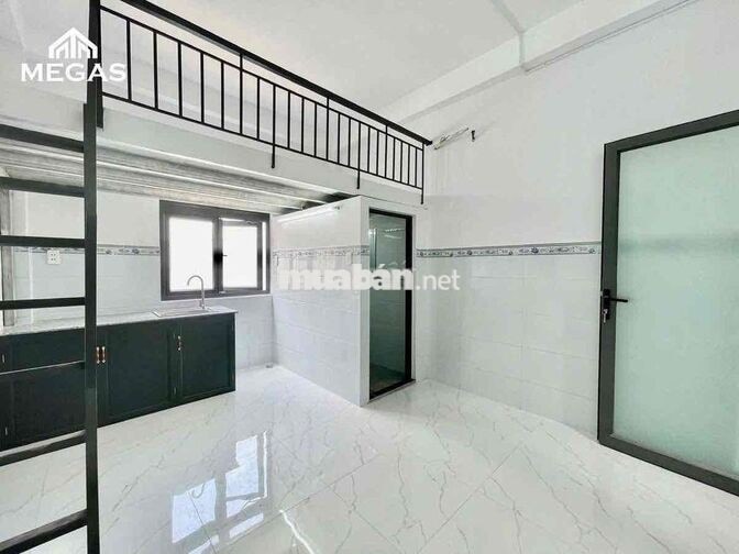 Ngay Tên Lửa - Sát Quận 6 - Nhà Mới - 3trx Cửa Sổ Trời