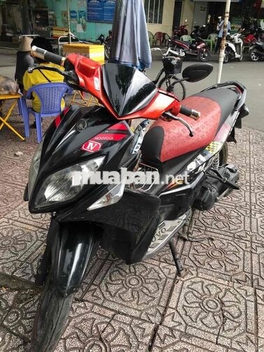 Yamaha Nouvo LX màu Đỏ đen