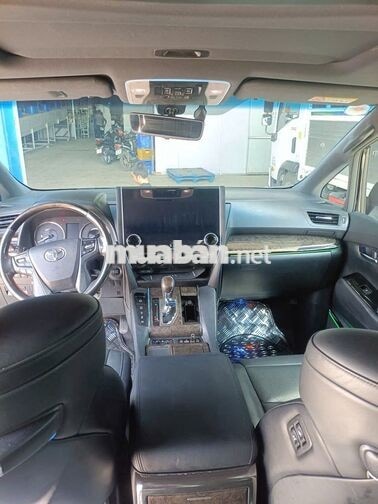 Toyota Alphard 2019 7 chỗ màu Đen