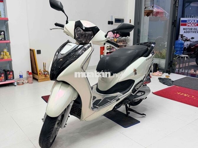 Honda Lead 2022 màu Trắng